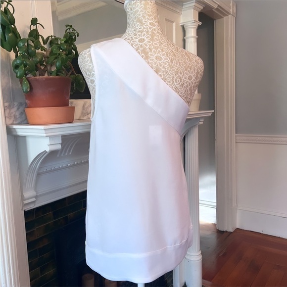 NWT BANANA REPUBLIC White Sleeveless One Shoulder Top Blouse Size XS - Picture 6 of 11